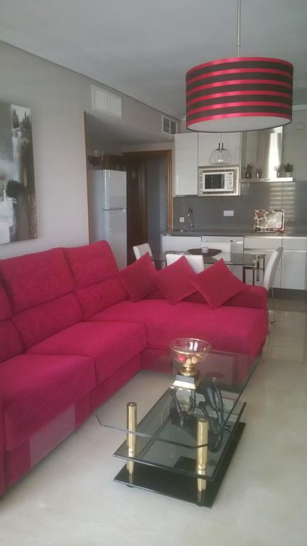 Apartamento Eduardo Dato Sevilla Buitenkant foto