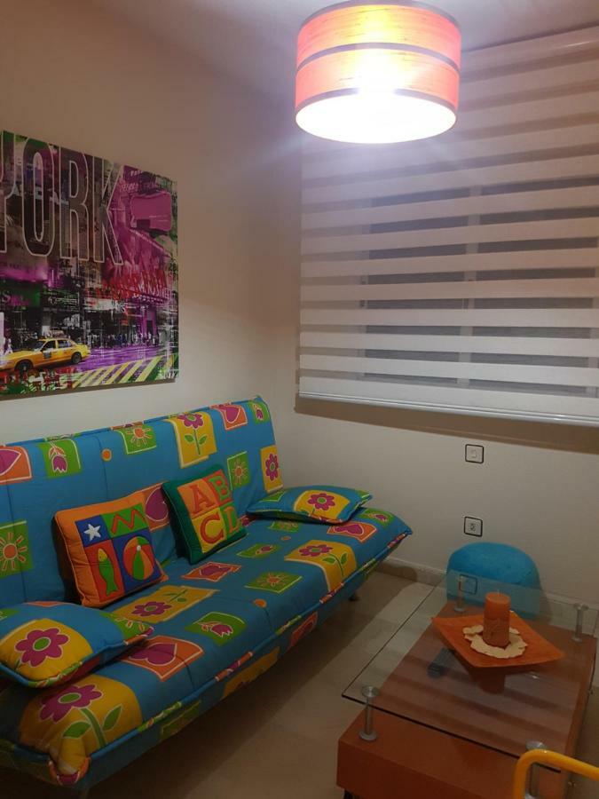 Apartamento Eduardo Dato Sevilla Buitenkant foto
